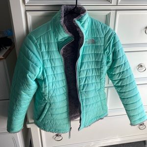 REVERSABLE NORTH FACE COAT